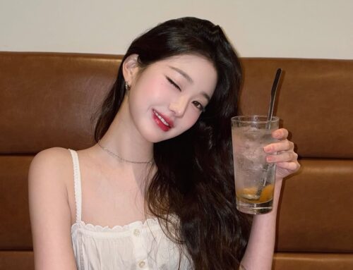 올여름 가장 시원한 룩은? ‘화이트 블라우스’